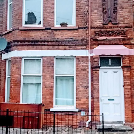 Aaron'S Holiday Home Belfast Exterior photo
