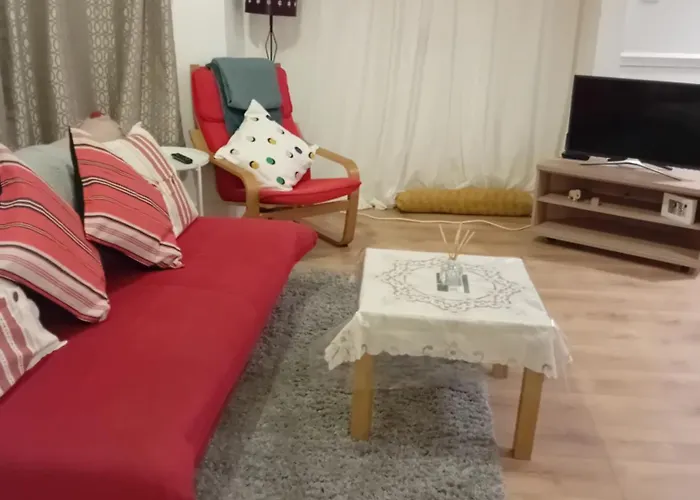 Aaron\'S Holiday Home